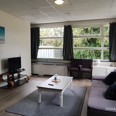 L'appel Near Amsterdam 3* Warder