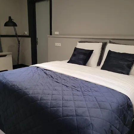 L'appel Near Amsterdam Oda ve Kahvaltı 3*